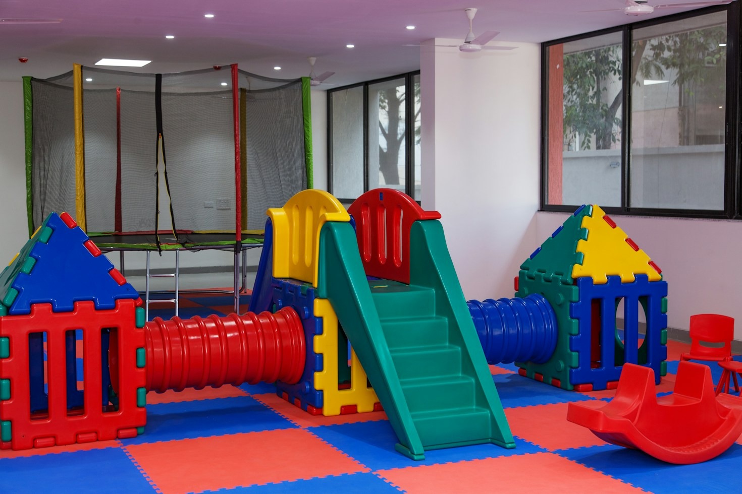 Como Montar um Cantinho Kids Seguro e Atraente no Casamento